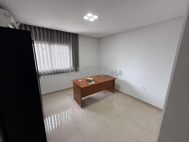 Office 175 m² for rent in Rabat Agdal — Photo 16