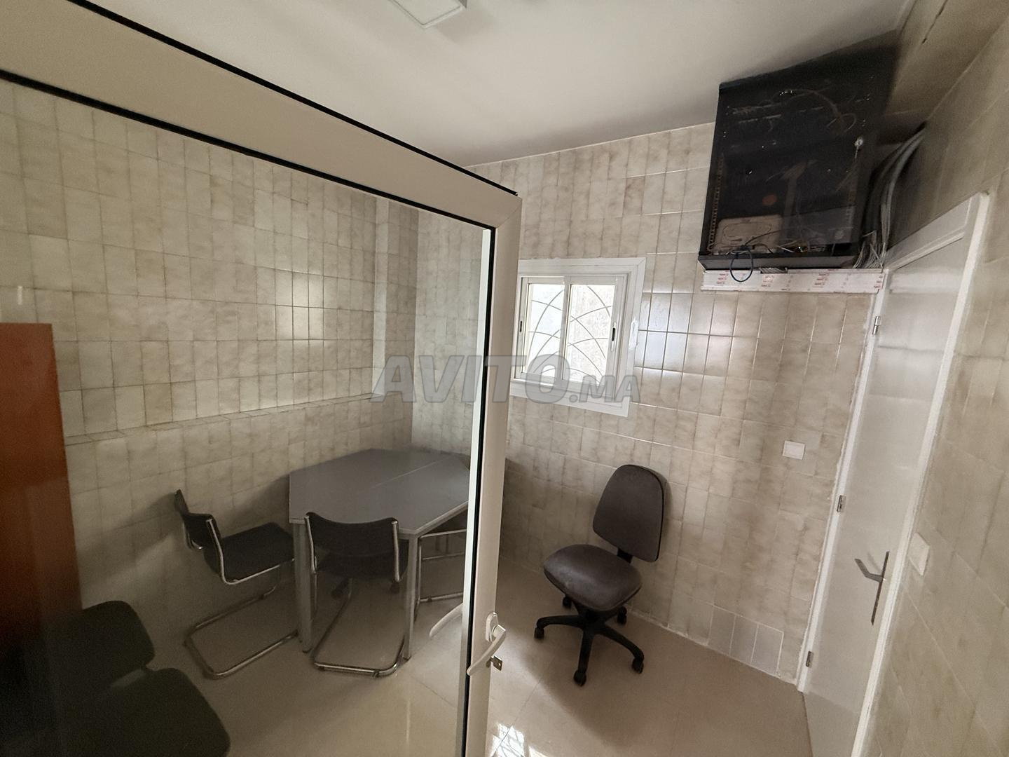 Office 175 m² for rent in Rabat Agdal — Photo 9