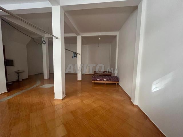 Local commercial 90 m² à louer à Tanger — Photo 2