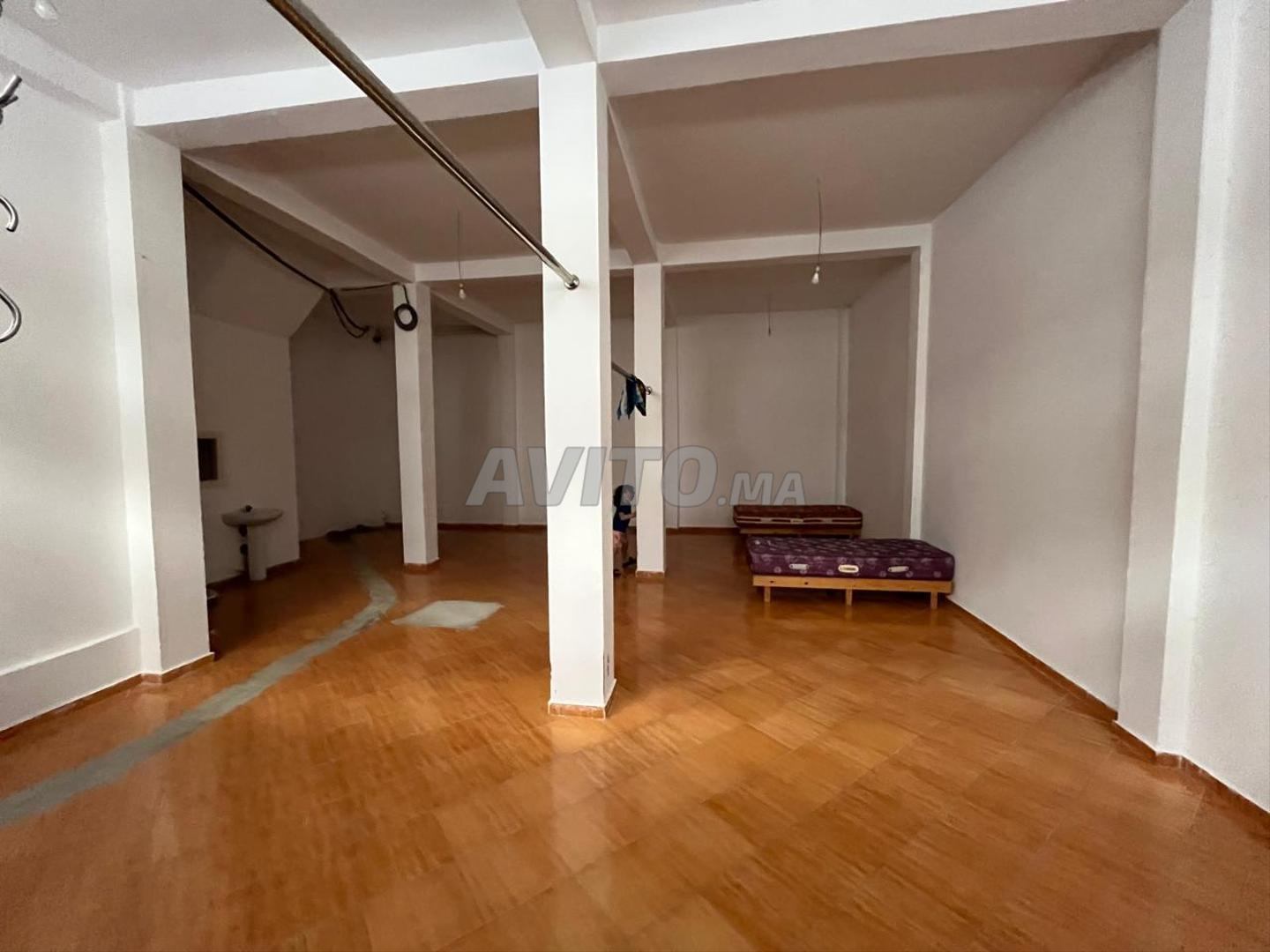 Local commercial 90 m² à louer à Tanger — Photo 9