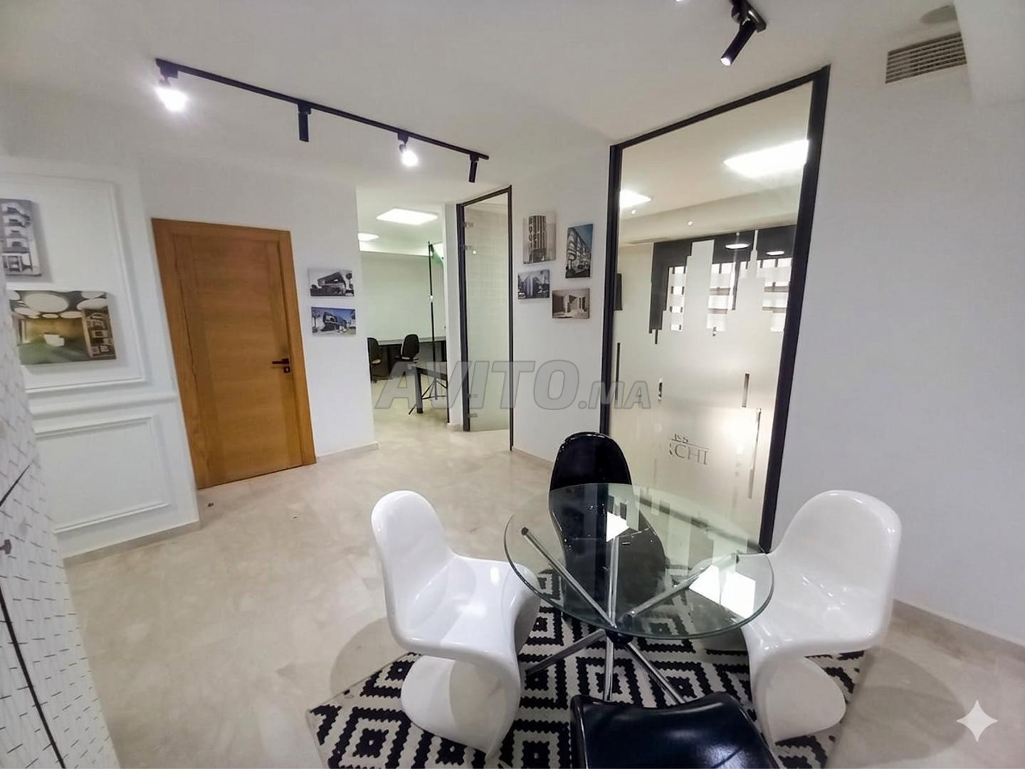 66 m² Office for Rent in Casablanca — Photo 8
