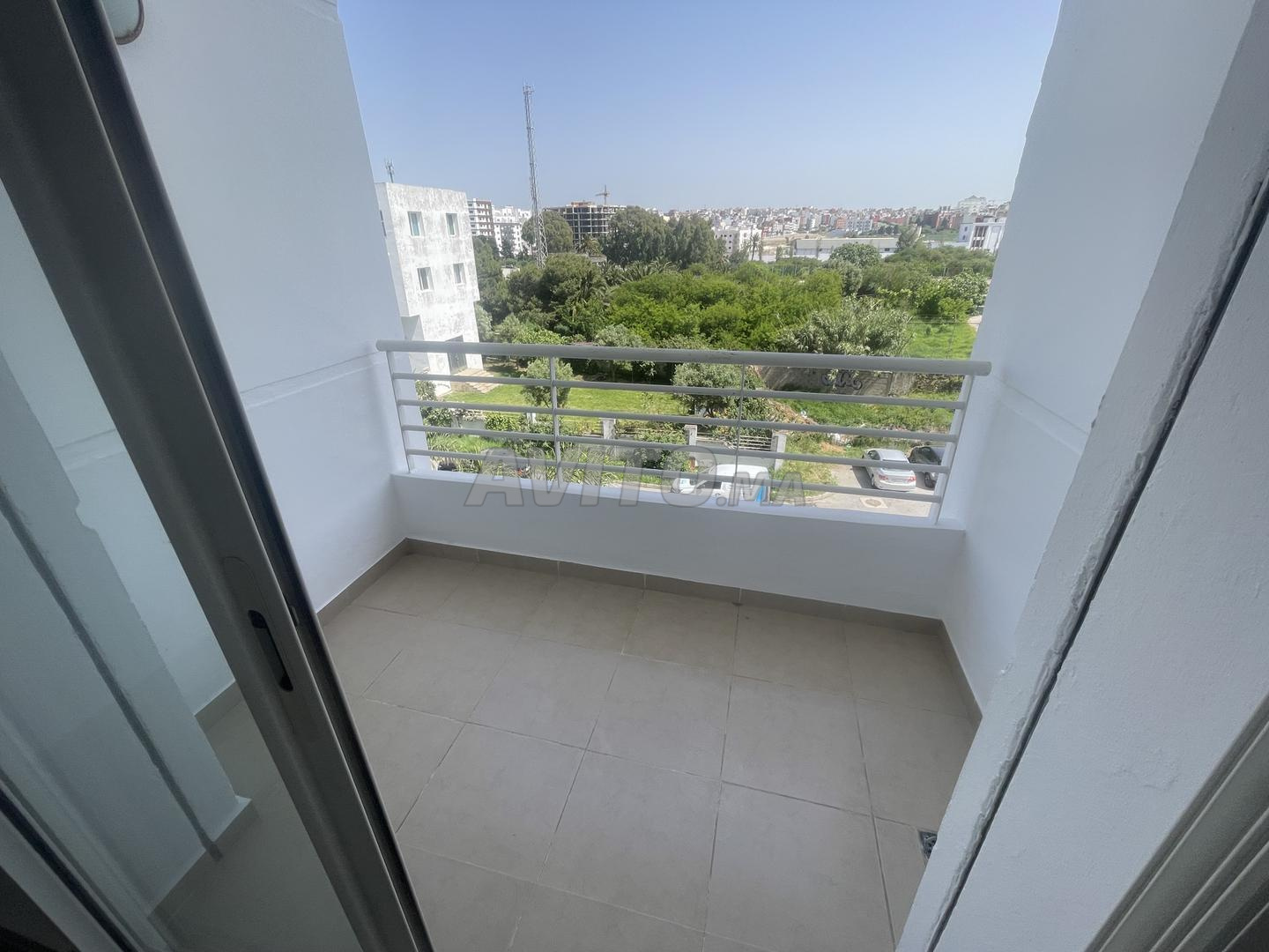 Apartment 110 m² for rent in Tangier, Ahlane Loutinor — Photo 4
