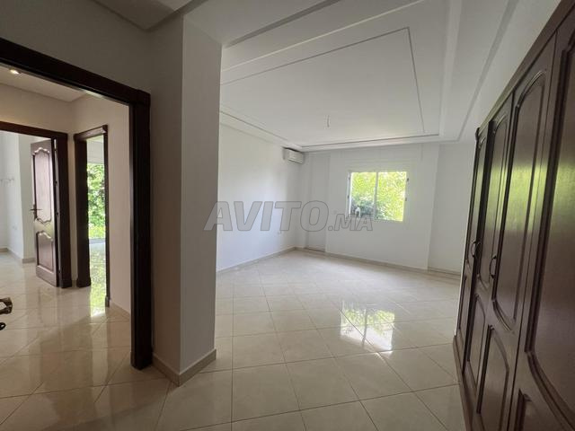 شقة 3 غرف نوم 140 م² للإيجار في طنجة — Photo 18