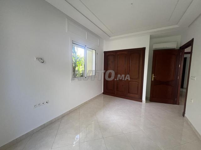 شقة 3 غرف نوم 140 م² للإيجار في طنجة — Photo 20