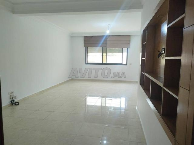Appartement 100 m² à louer à Aïn Diab — Photo 4