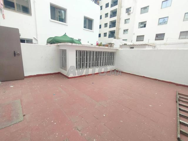Office 70m² for rent in Casablanca Belvédère — Photo 13