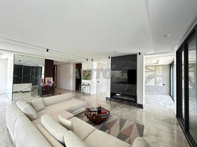 Villa 800 m² à vendre à El Menzeh — Photo 3