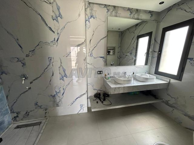 Villa 800 m² à vendre à El Menzeh — Photo 7