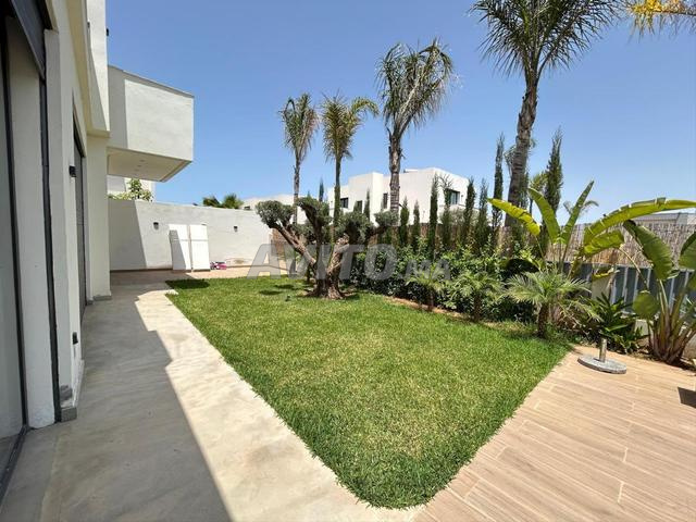 Villa 800 m² à vendre à El Menzeh — Photo 15