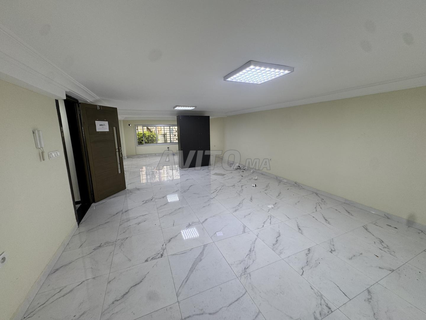 Bureaux 98 m² à louer à Tanger — Photo 20
