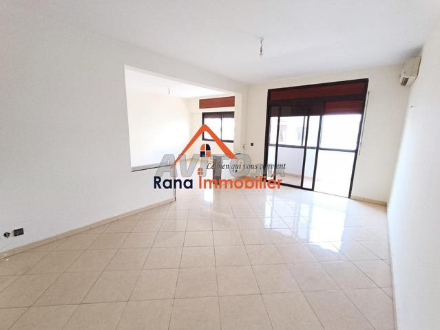Office 180 m² for rent in Rabat (Agdal) — Photo 3