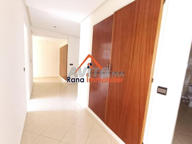Office 180 m² for rent in Rabat (Agdal) — Photo 17