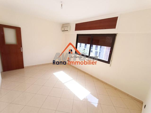 Office 180 m² for rent in Rabat (Agdal) — Photo 23