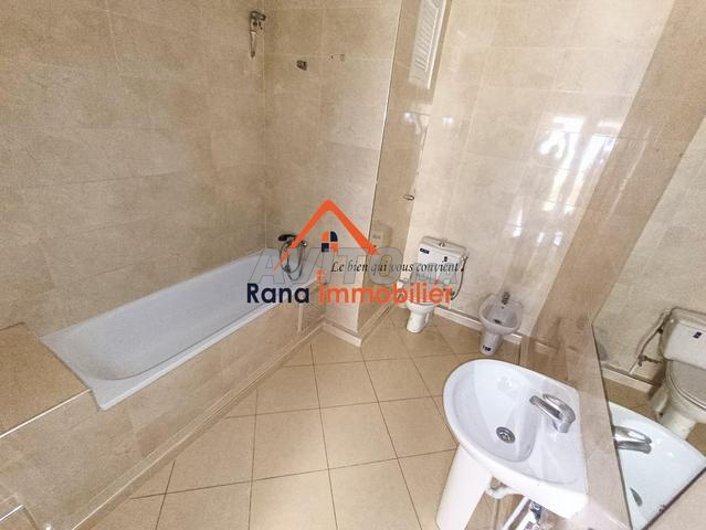 Office 180 m² for rent in Rabat (Agdal) — Photo 35