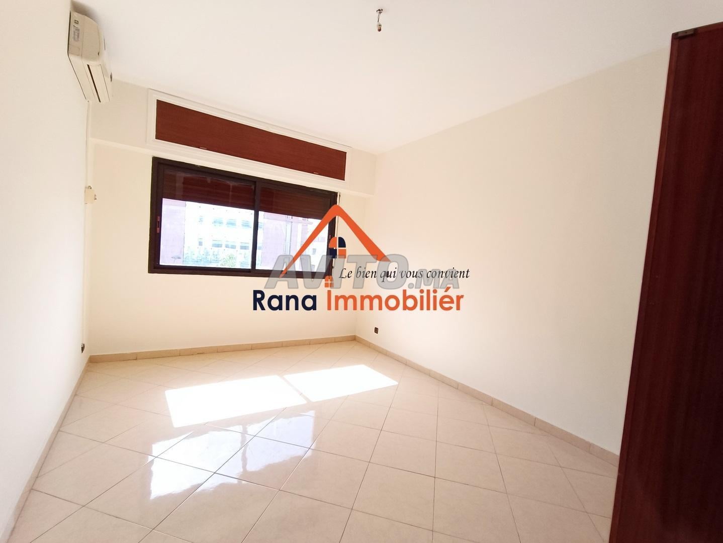 Office 180 m² for rent in Rabat (Agdal) — Photo 20