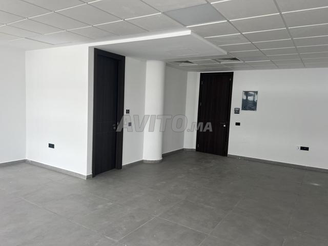 Office 96 m² for rent in Mohammédia — Photo 2