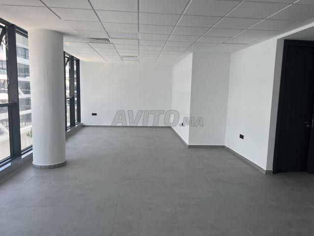 Office 96 m² for rent in Mohammédia — Photo 4