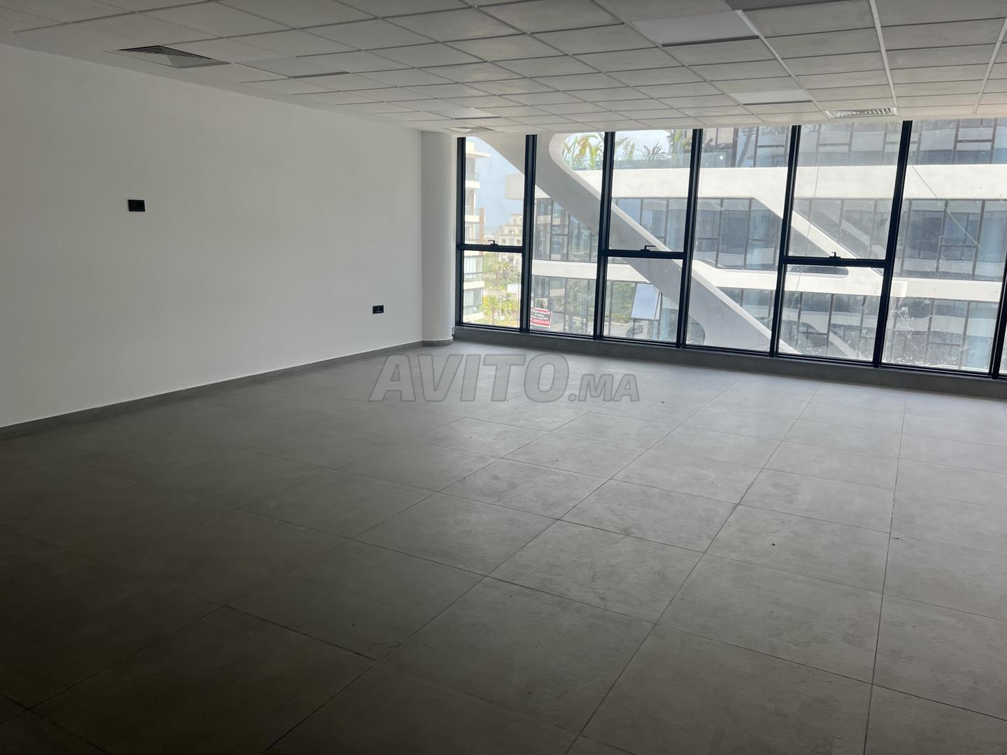 Office 96 m² for rent in Mohammédia — Photo 11