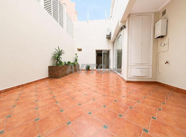 Appartement 280 m² à louer à Casablanca, Maârif Extension — Photo 4