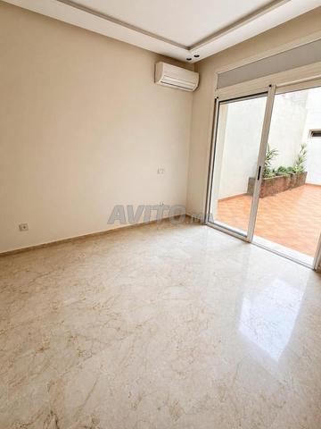Appartement 280 m² à louer à Casablanca, Maârif Extension — Photo 10