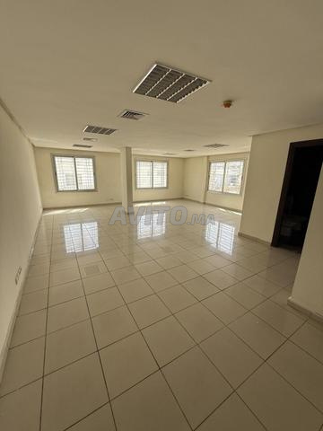Bureau 80 m² à louer à Casablanca — Photo 3