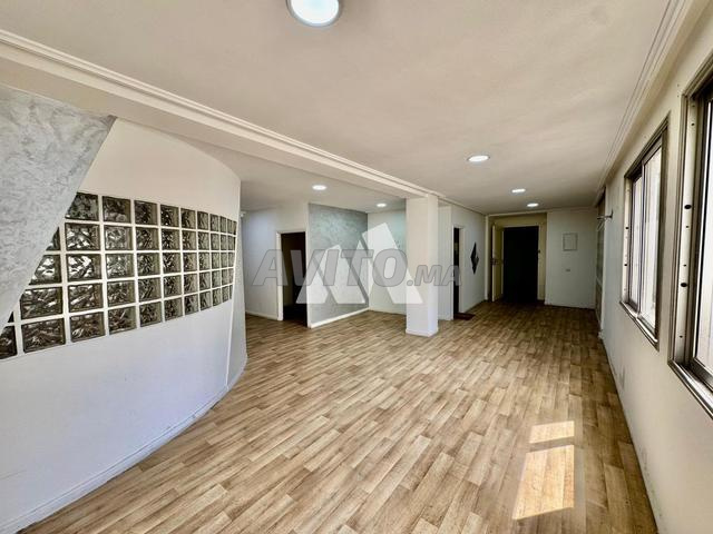 144m² Office for Rent on Zerktouni Boulevard in Casablanca — Photo 3