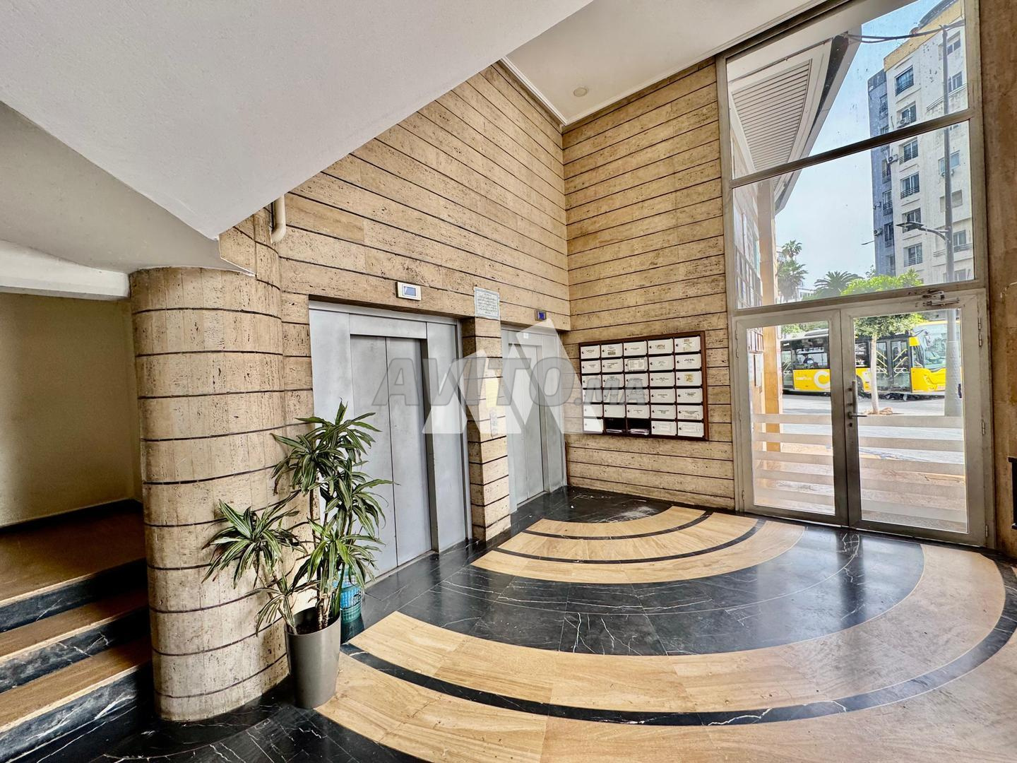 144m² Office for Rent on Zerktouni Boulevard in Casablanca — Photo 38