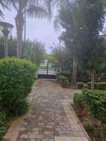 Apartment 110 m² for rent in Tanger — Photo 4