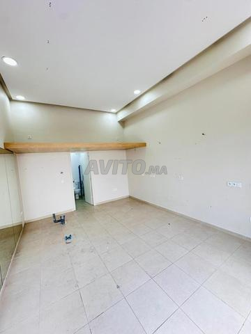 Local commercial 24 m² à louer à Casablanca — Photo 3