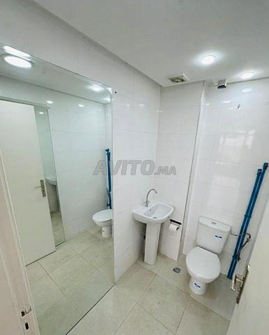 Local commercial 24 m² à louer à Casablanca — Photo 5