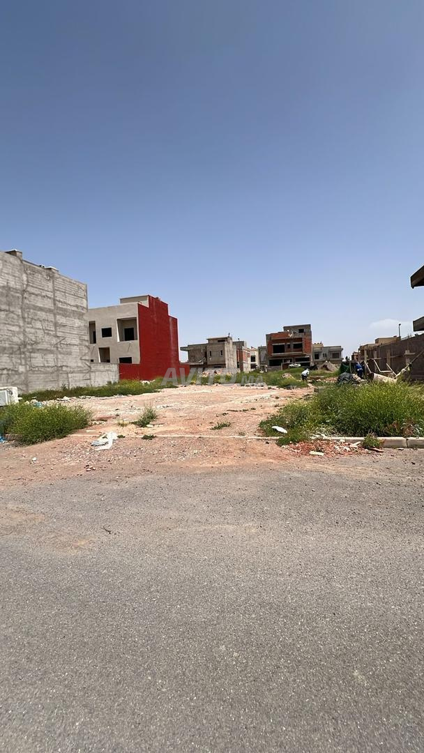 أرض للبيع 389 م² ثلاث واجهات في مراكش حي النخيل تارغا — Photo 5