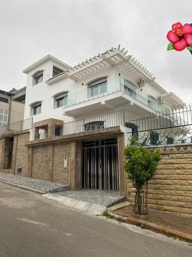 فيلا للبيع سوريين طنجة وسط المدينة