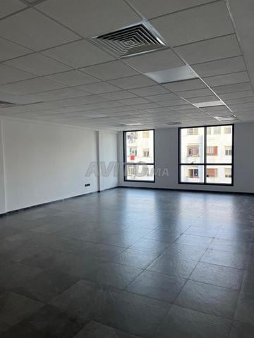 Bureau 74 m² à louer à Casablanca — Photo 2