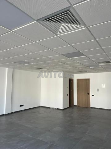Bureau 74 m² à louer à Casablanca — Photo 10