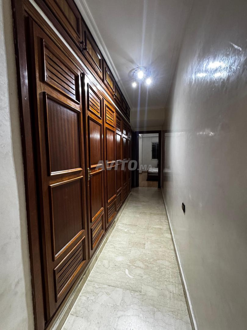 شقة 155م² 3 غرف للإيجار في الدار البيضاء — Photo 5