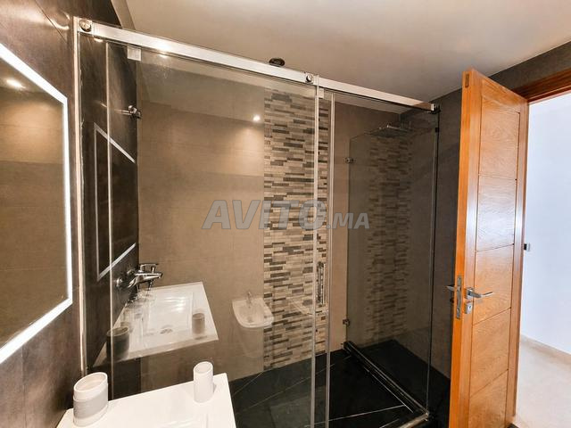 Appartement meublé 107 m² à louer à Casablanca, Maârif — Photo 35