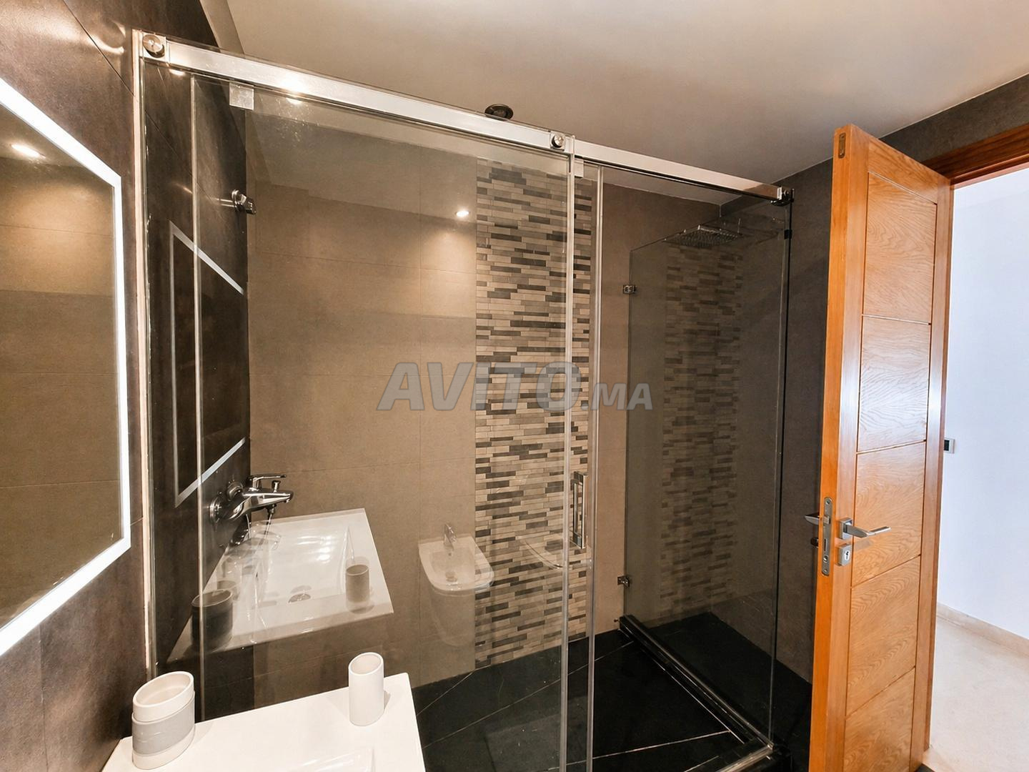 Appartement meublé 107 m² à louer à Casablanca, Maârif — Photo 36