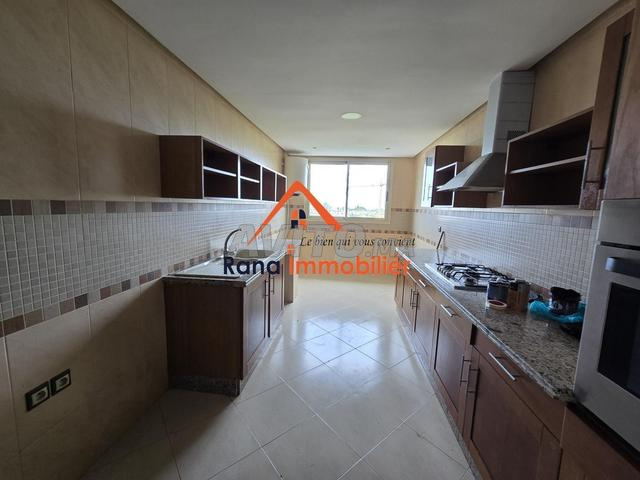 Appartement 160 m² à louer à Rabat, Hay Riad — Photo 19