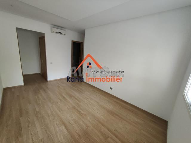 Appartement 150 m² à louer à Rabat - Hay Riad Prestigia — Photo 11