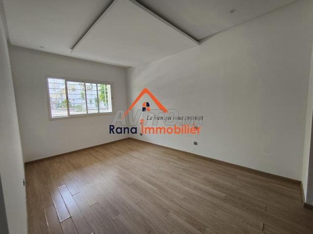 Appartement 150 m² à louer à Rabat - Hay Riad Prestigia — Photo 31