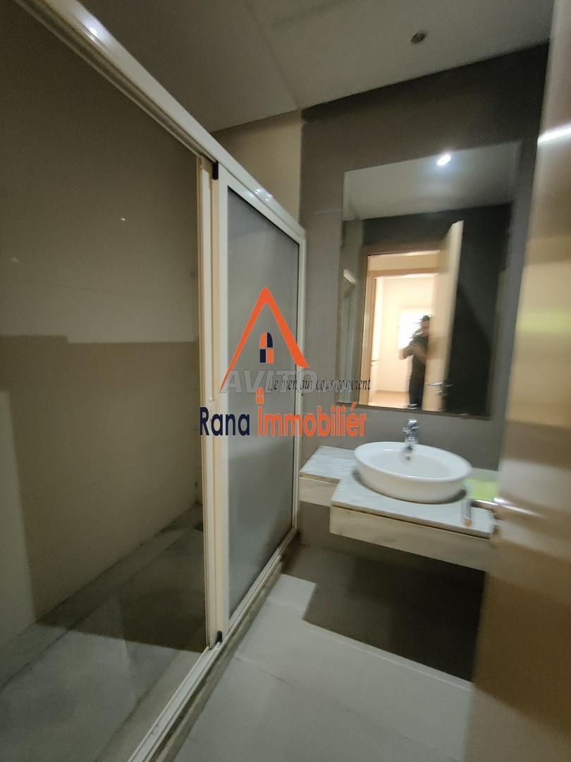 Appartement 150 m² à louer à Rabat - Hay Riad Prestigia — Photo 38