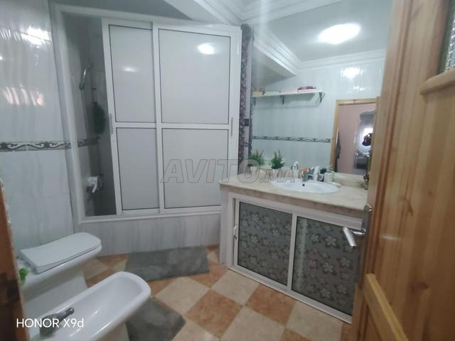 Studio 93 m² à louer à Casablanca — Photo 7