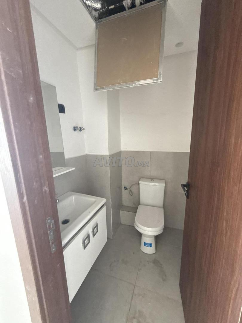 Office 57 m² for Rent in Casablanca (Riviera) — Photo 4