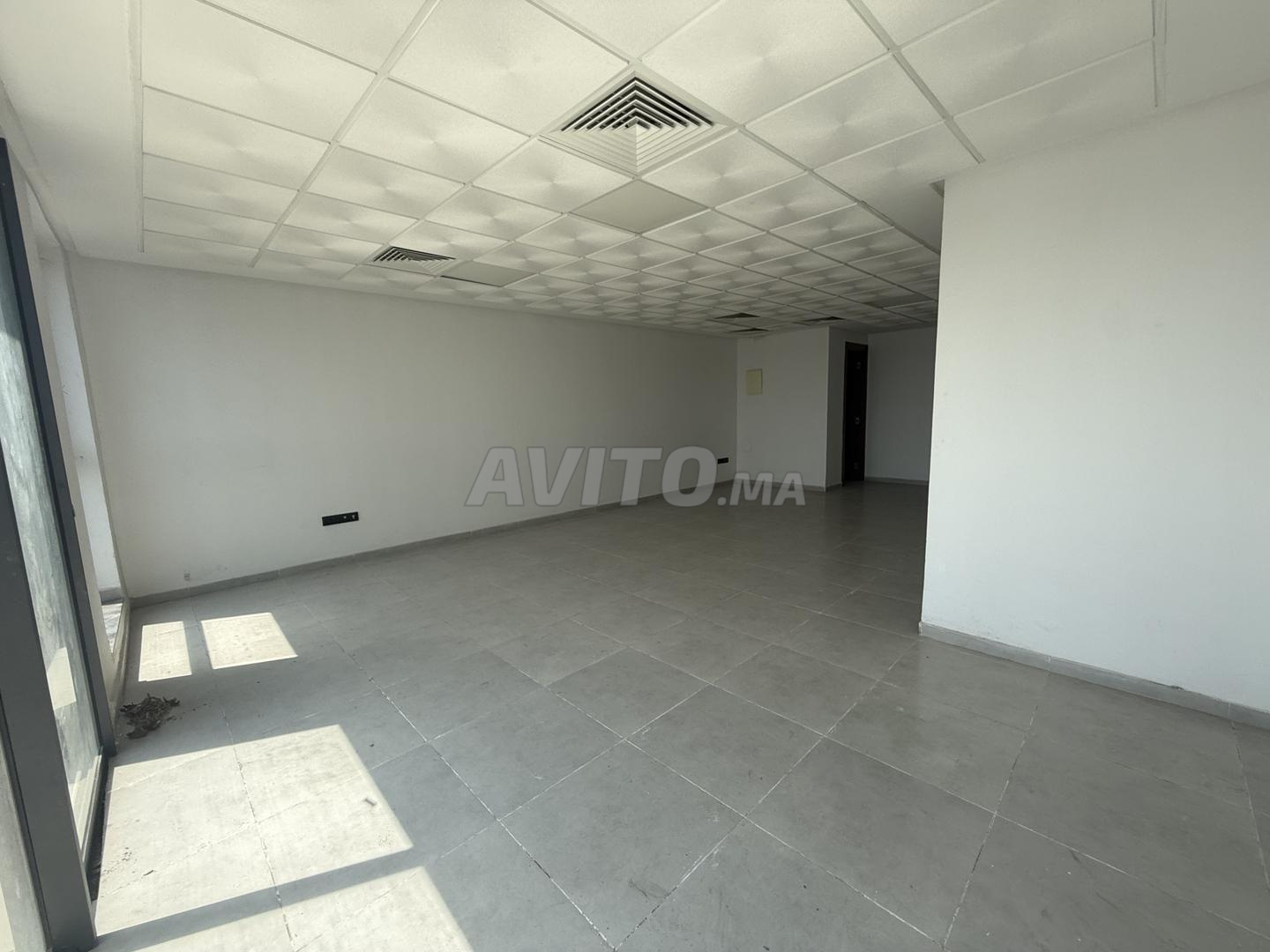 Office 57 m² for Rent in Casablanca (Riviera) — Photo 6