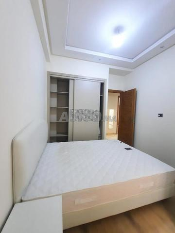 Furnished 90 m² apartment for rent in Casablanca, Bourgogne — Photo 9