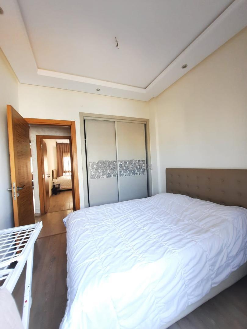 Furnished 90 m² apartment for rent in Casablanca, Bourgogne — Photo 20