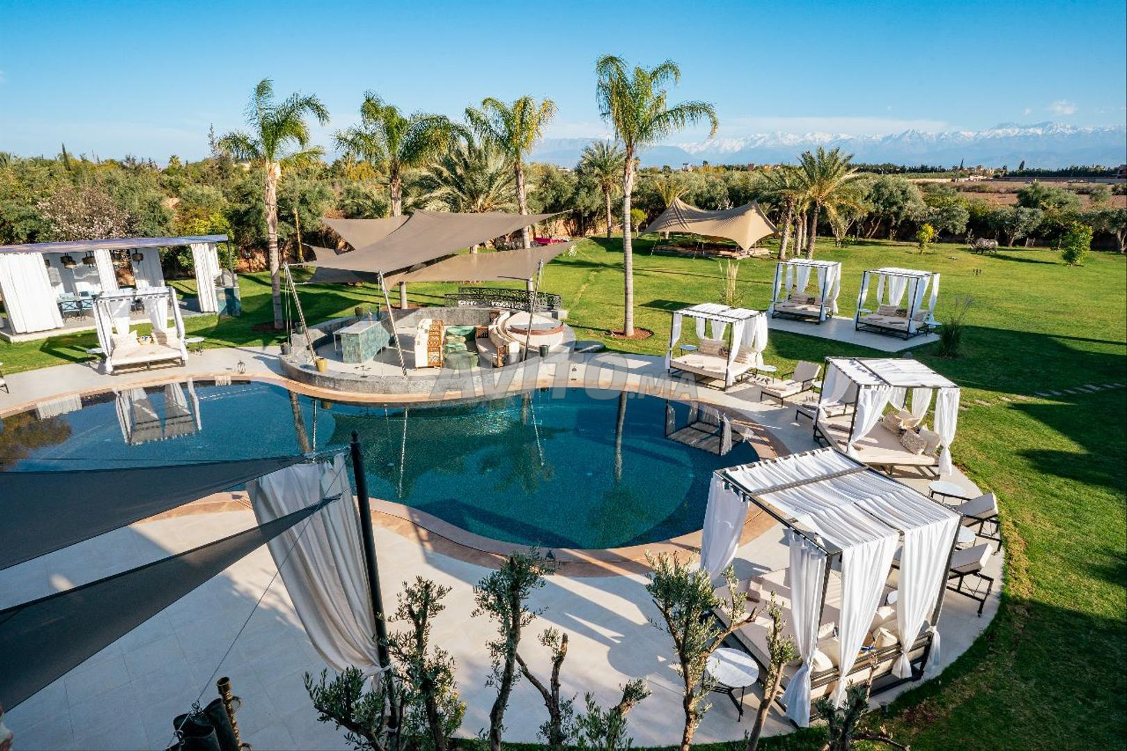 Villa 11 bedrooms for sale in Marrakech — Photo 3