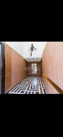 1-Bedroom Apartment 50 m² for Rent in Casablanca (Hermitage District) — Photo 17