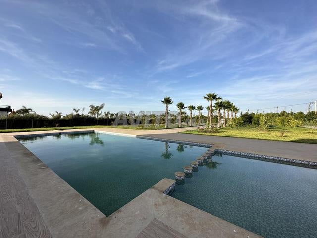 Villa 10000 m² for rent in Casablanca — Photo 2