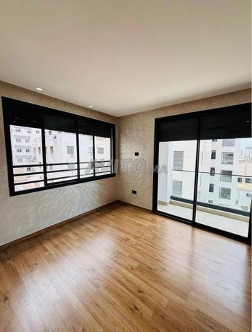 Studio 50 m² à louer à Casablanca (Belvédère) — Photo 7